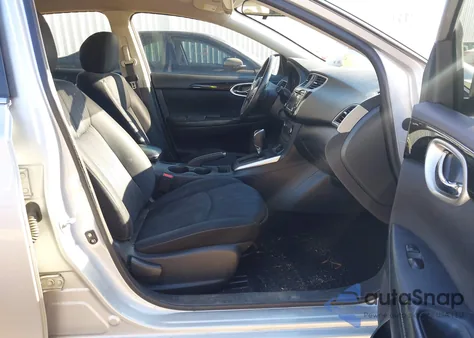 2016 Nissan Sentra Fe+ S/S/Sl/Sr/Sv z USA, uszkodzony, nr VIN 3N1AB7AP2GL656302